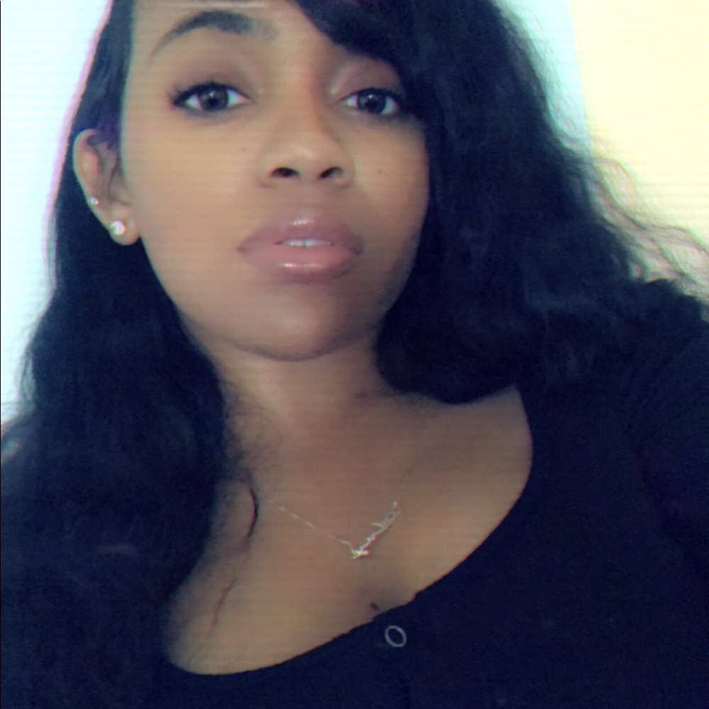 Meet your Posher, Avyanna